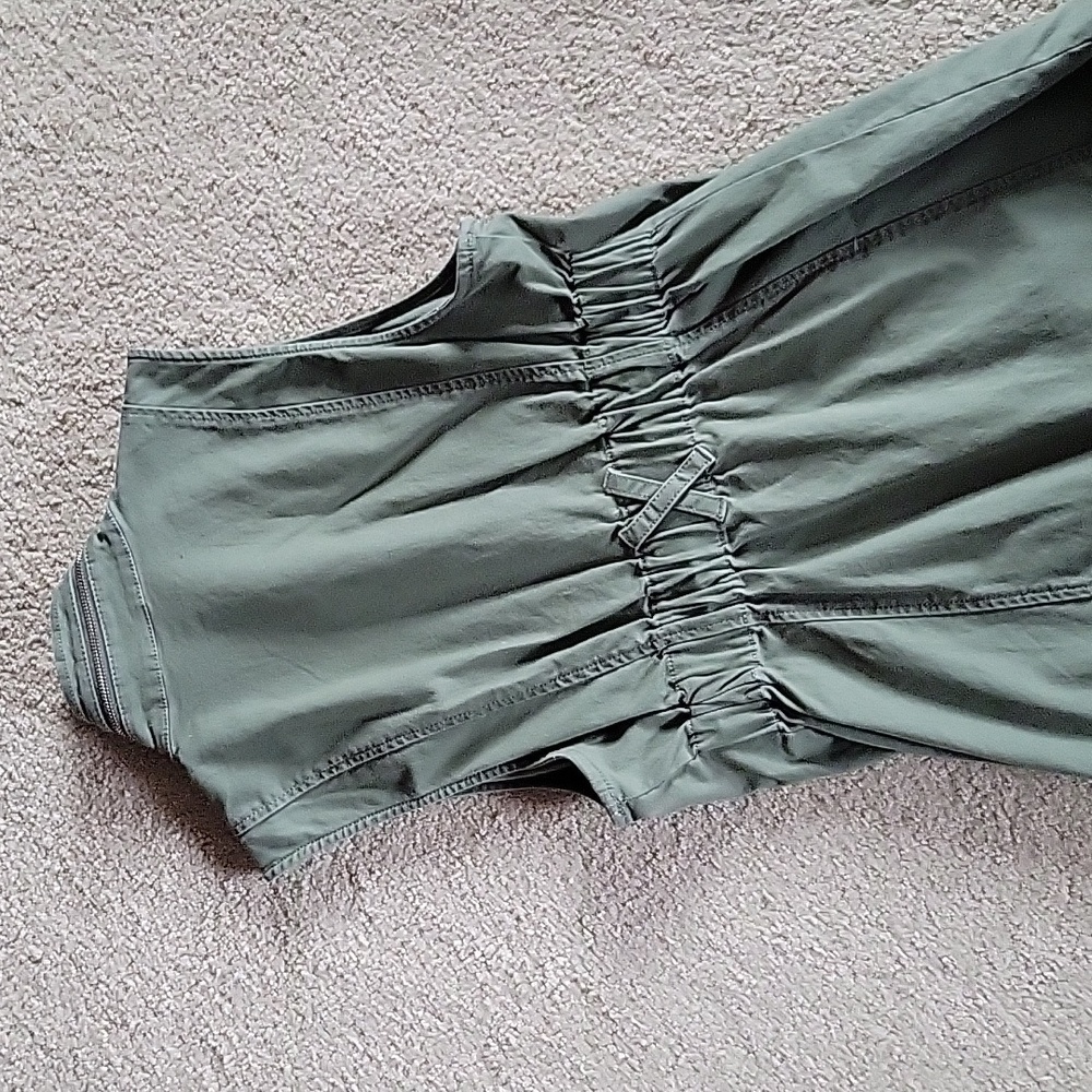 CAbi Vest - Picture 3 of 7